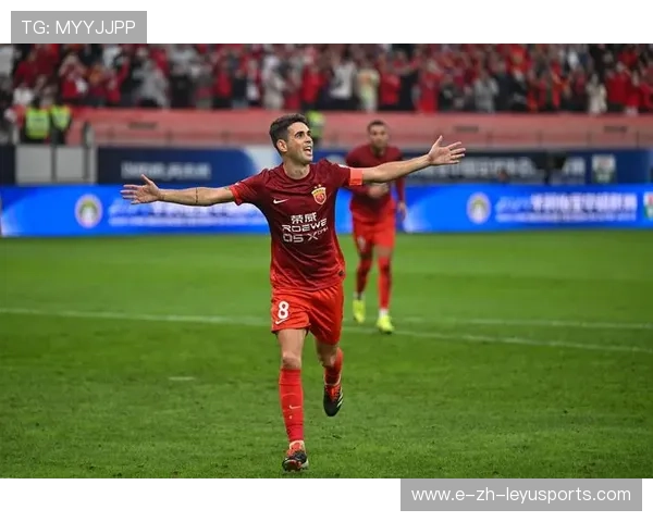 上海海港依靠外援稳定阵容，成功卫冕目标明确