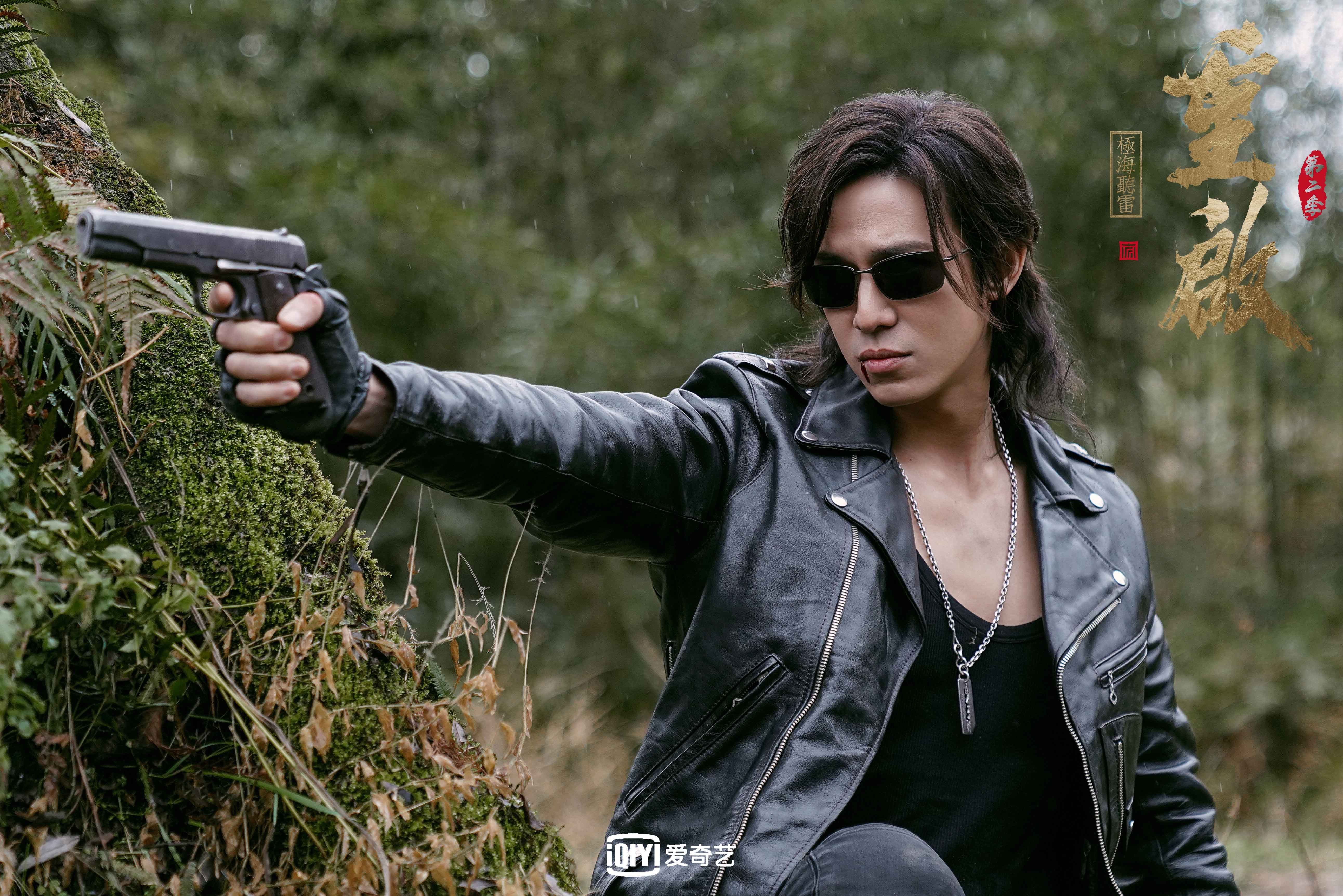 乐鱼体育App下载-欧洲杯战术大爆发:变化多端塑造赛场奇迹!,欧洲杯比赛的